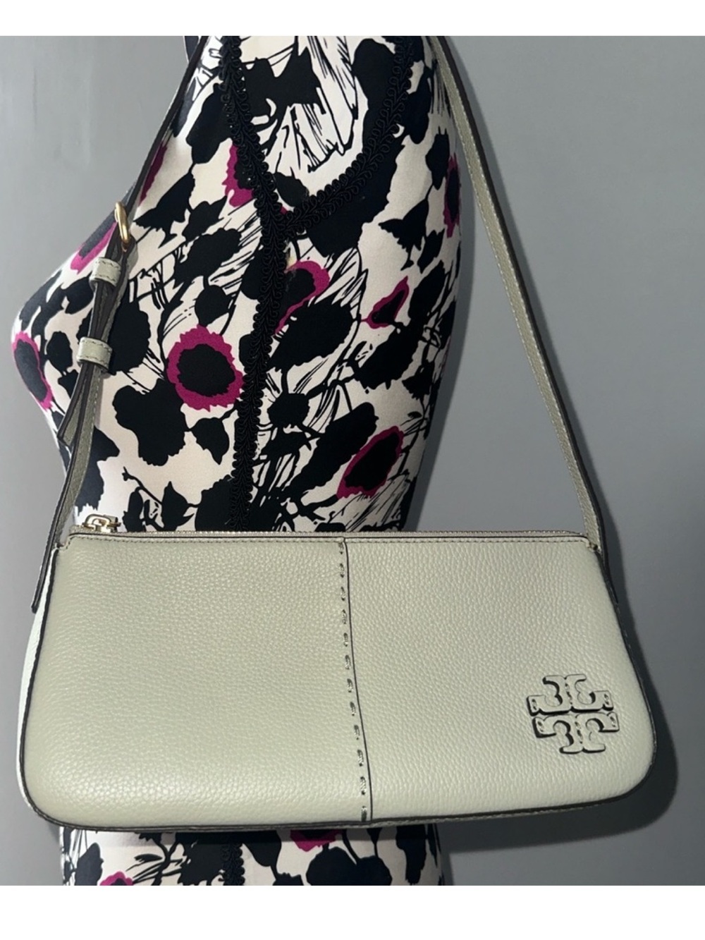 Tory Burch McGraw Leather Shoulder Bag NWOT